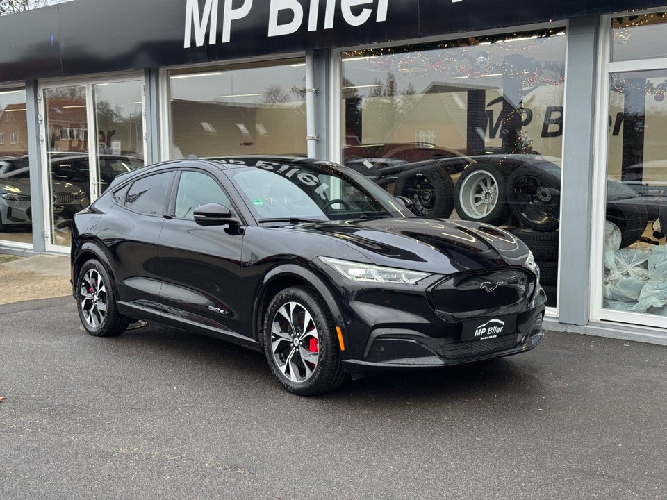 Ford Mustang Mach-E 98 Premium Extended Range 5d