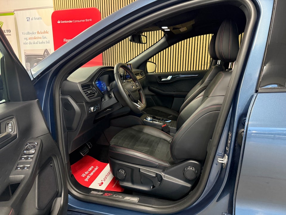 Ford Kuga 2,5 PHEV ST-Line X CVT 5d