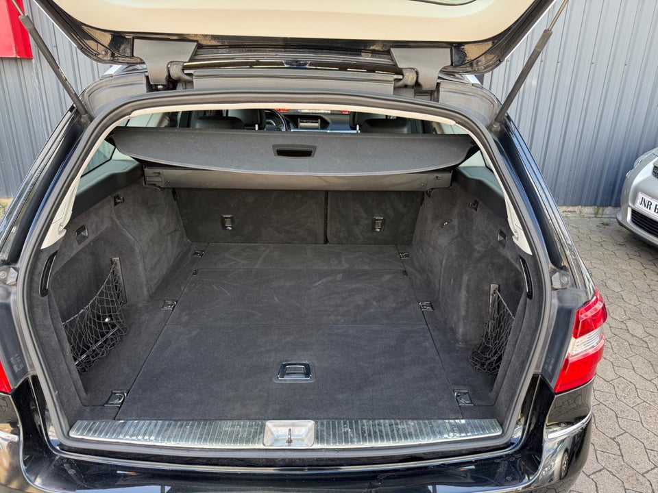 Mercedes E200 2,2 CDi Avantgarde stc. aut. 5d