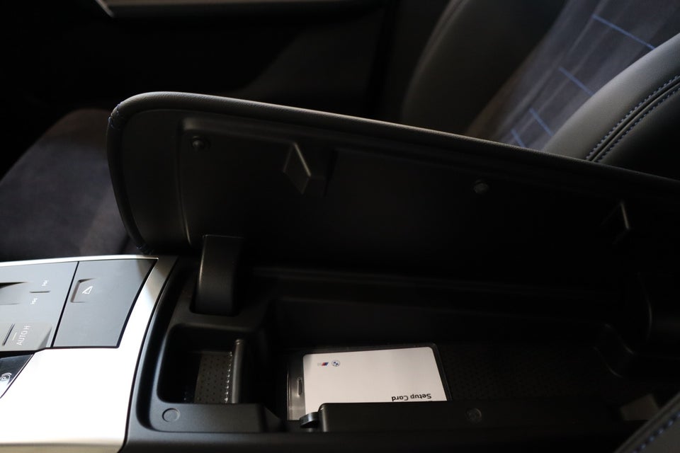 BMW iX2 eDrive20 M-Sport 5d