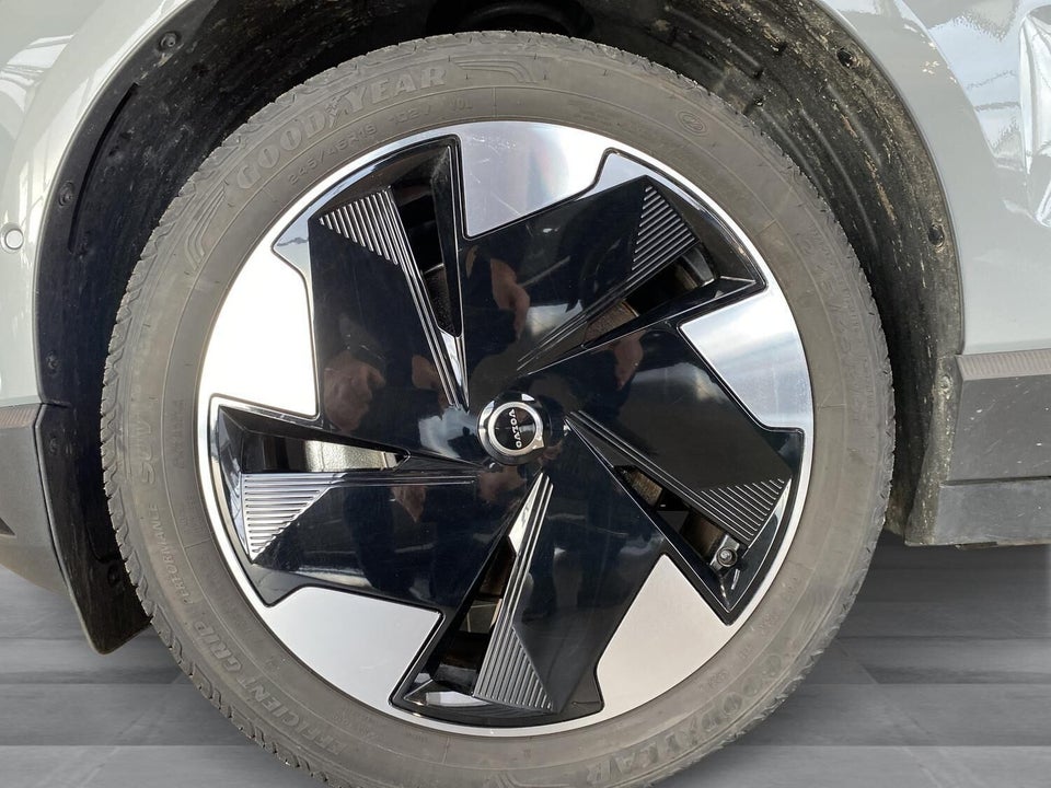 Volvo EX30 Extended Range Ultra 5d