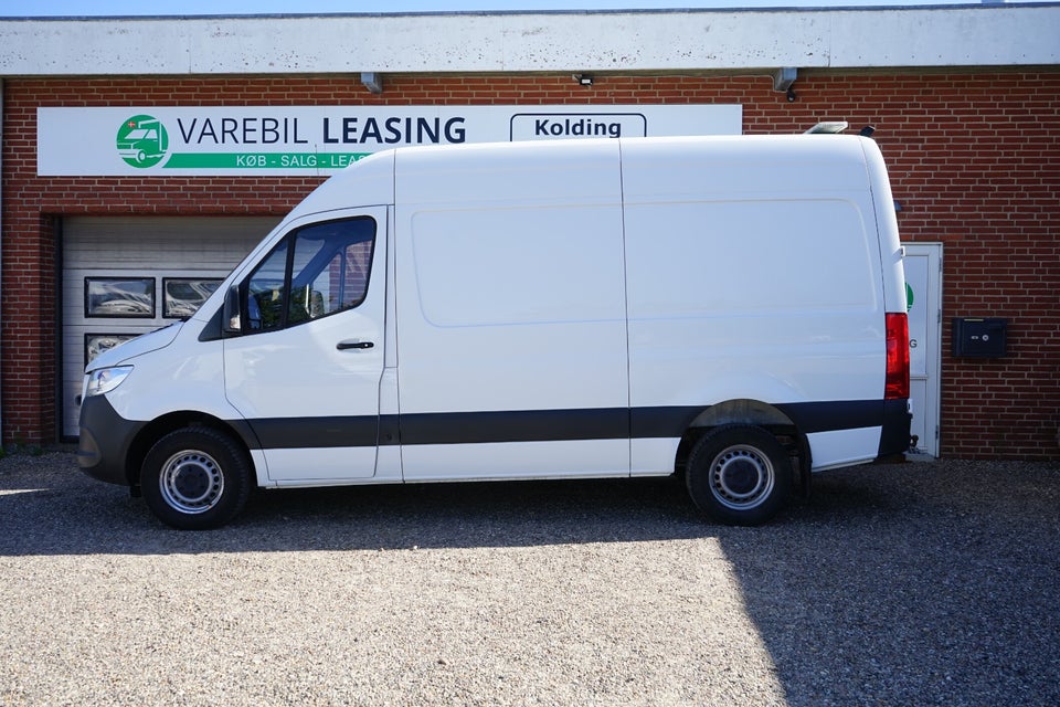 Mercedes Sprinter 317 2,0 CDi A2 Kassevogn aut. RWD