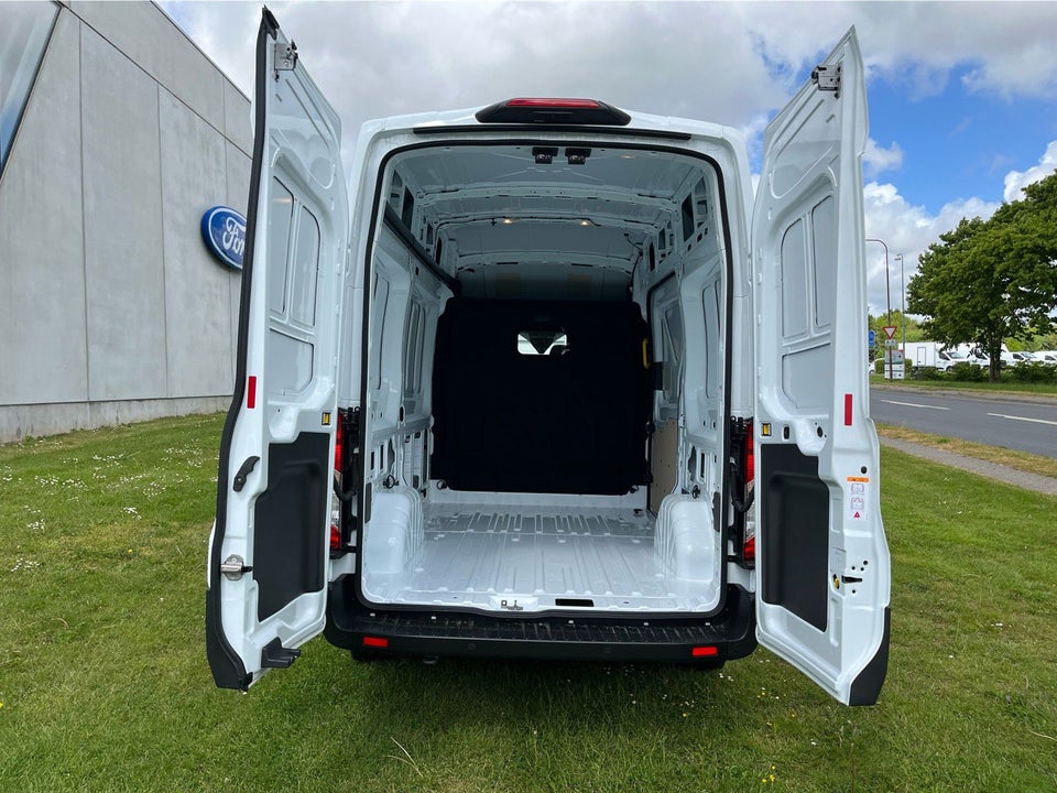 Ford Transit 350 L2 Van 2,0 TDCi 130 Trend H2 FWD