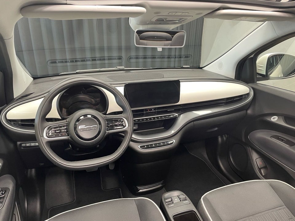 Fiat 500e 42 Icon Cabrio 2d