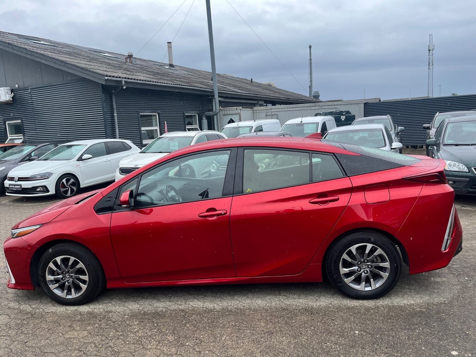 Toyota Prius 1,8 Plug-in Hybrid H4 MDS 5d