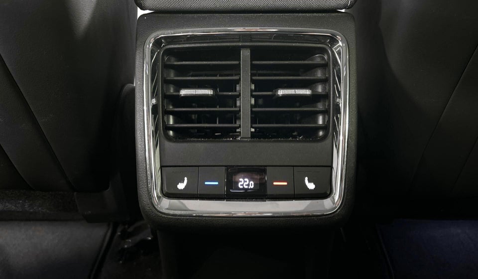 Skoda Enyaq 80 iV Loft 5d