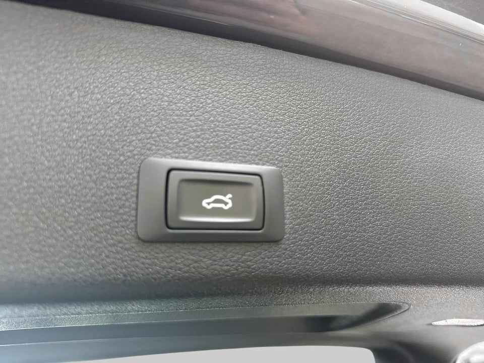 Audi e-tron 50 quattro 5d