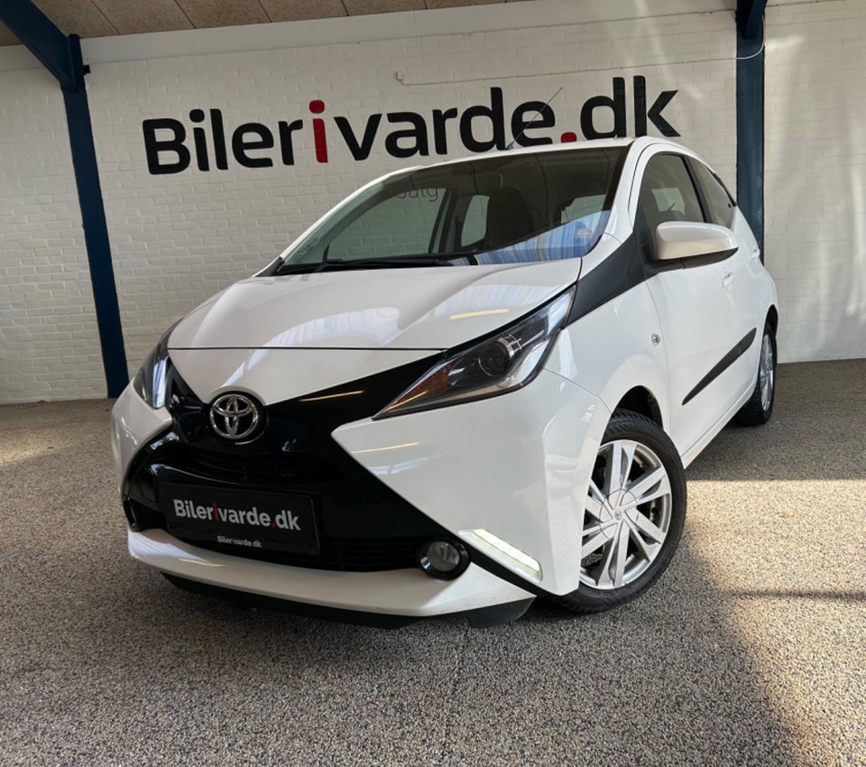 Toyota Aygo 1,0 VVT-i x-touch 5d