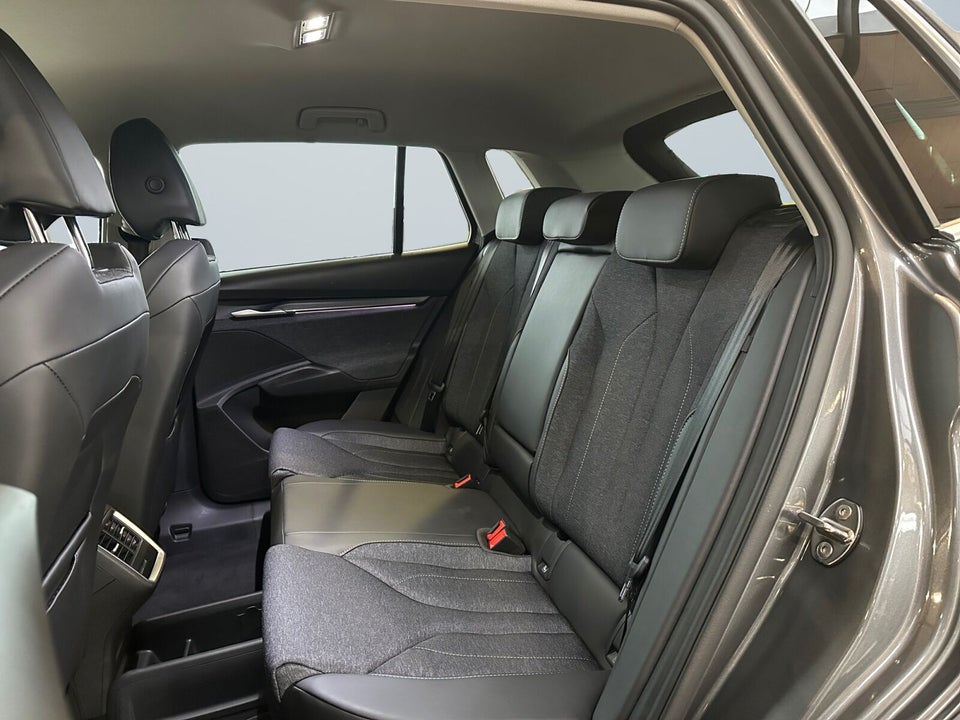 Skoda Elroq 60 iV 5d