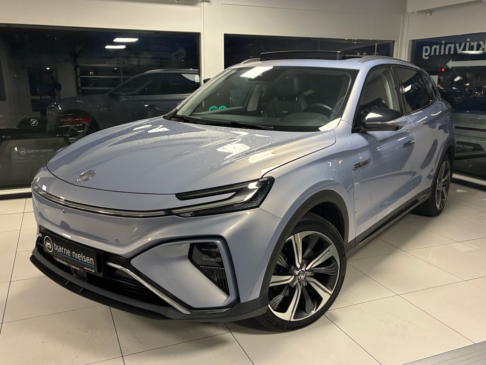 MG Marvel R Luxury 5d