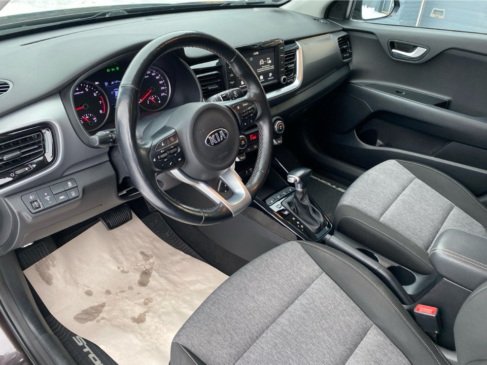 Kia Stonic 1,0 T-GDi Vision DCT 5d
