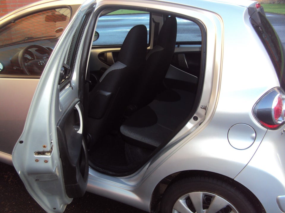 Toyota Aygo 1,0 VVT-i T2 Air 5d