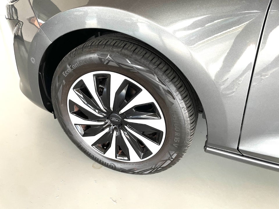 Ford Fiesta 1,0 EcoBoost mHEV Titanium 5d