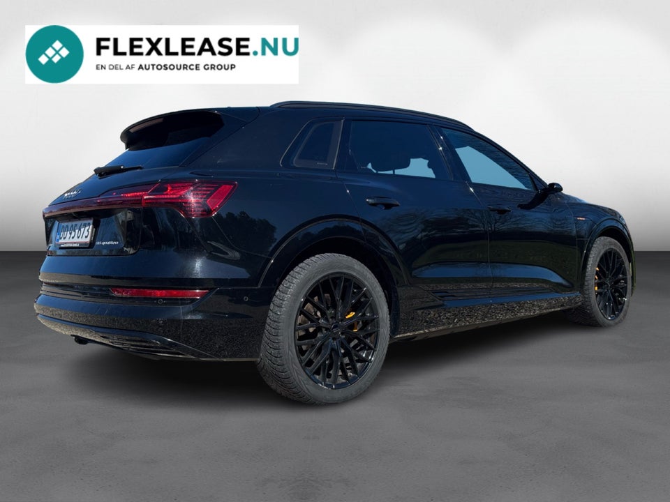 Audi e-tron 55 quattro 5d