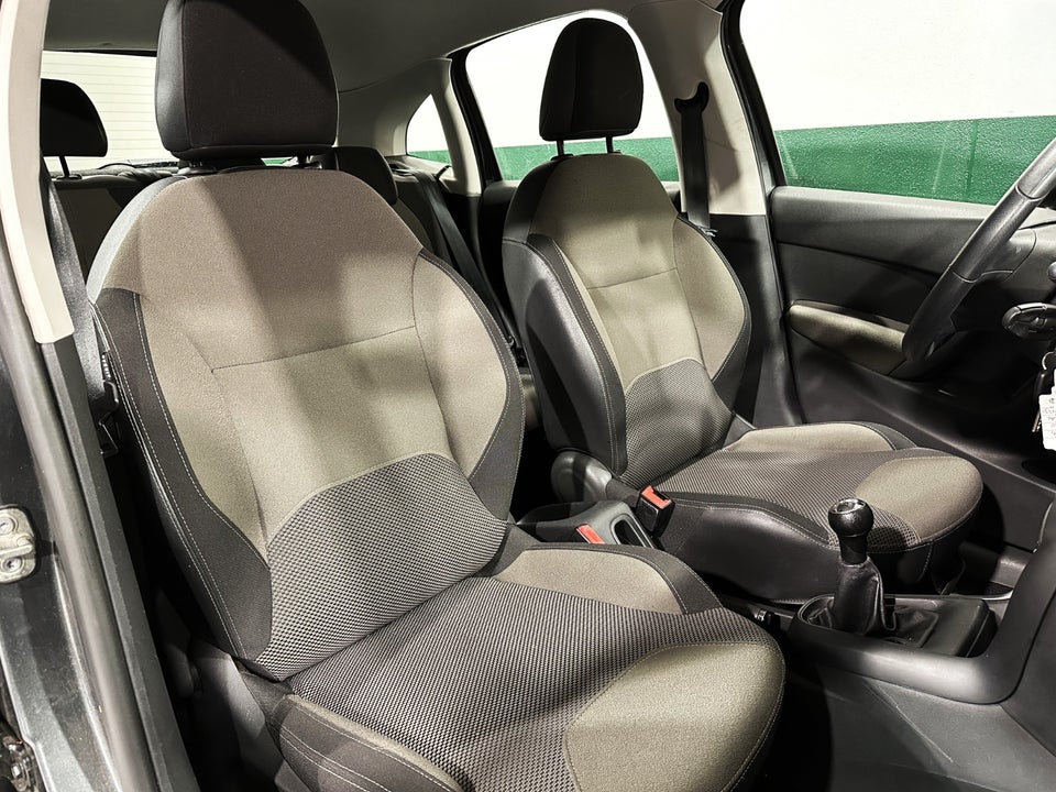 Citroën C3 1,0 VTi 68 Attraction 5d