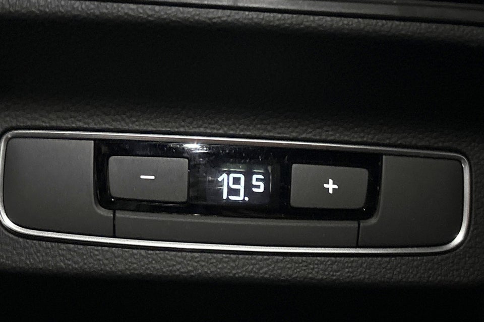 Audi Q5 50 TFSi e S-line quattro S-tr. 5d