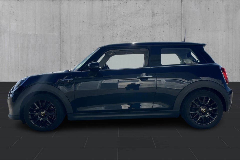 MINI Cooper SE Classic Trim 3d