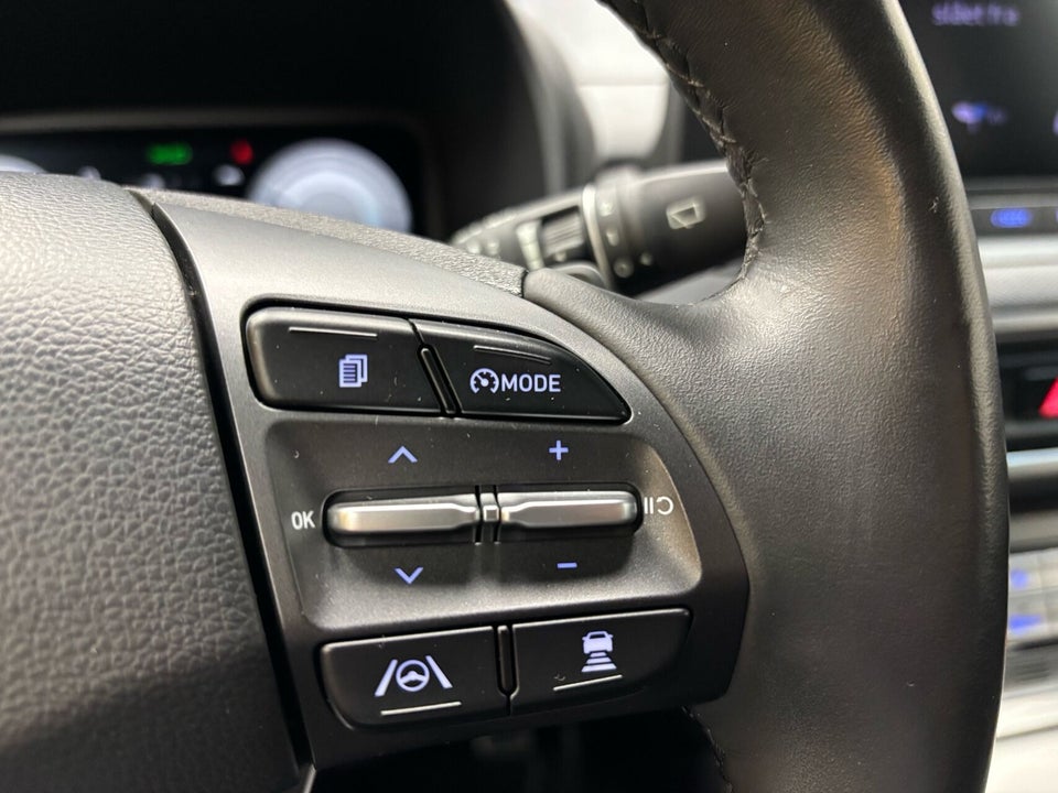 Hyundai Kona 64 EV Essential 5d