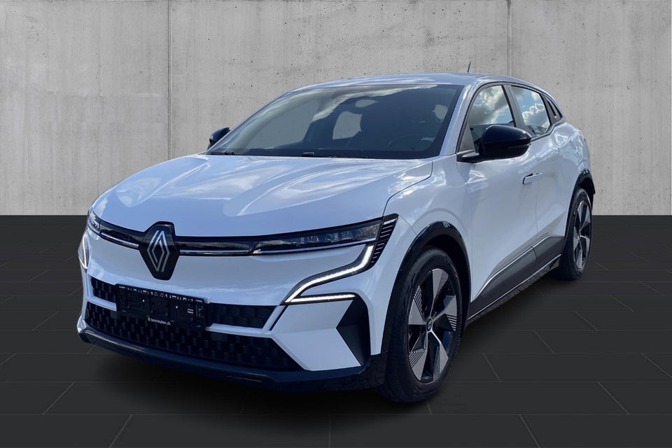 Renault Megane E-Tech 40 Equilibre 5d