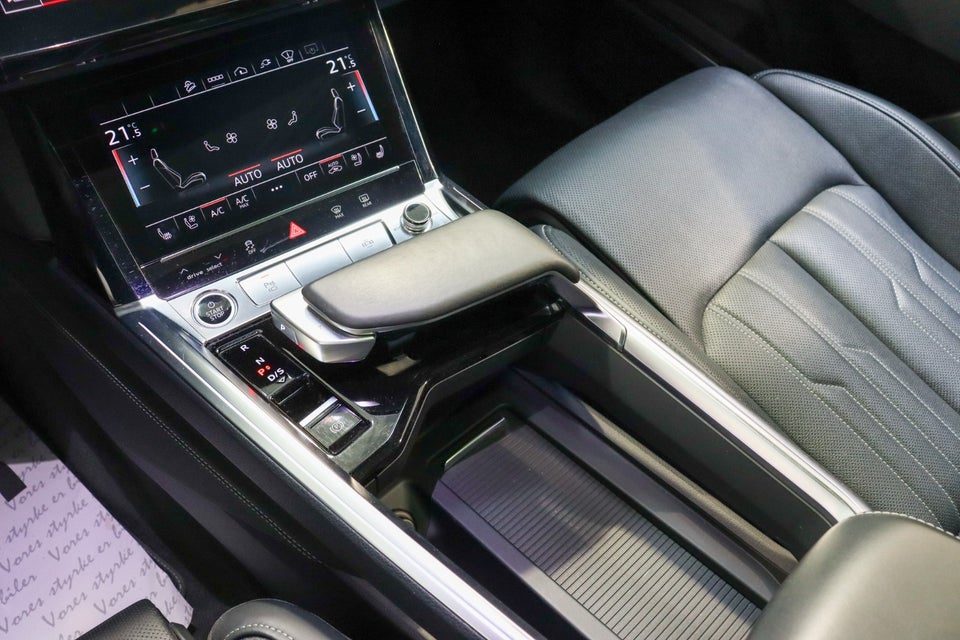 Audi e-tron 55 S-line Sportback quattro 5d