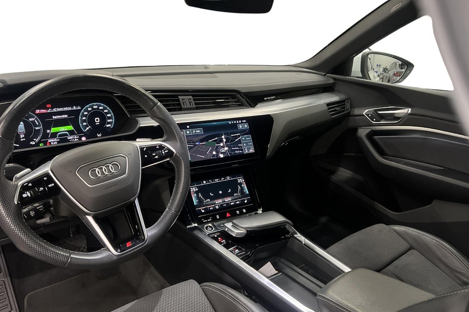 Audi e-tron 55 S-line quattro 5d