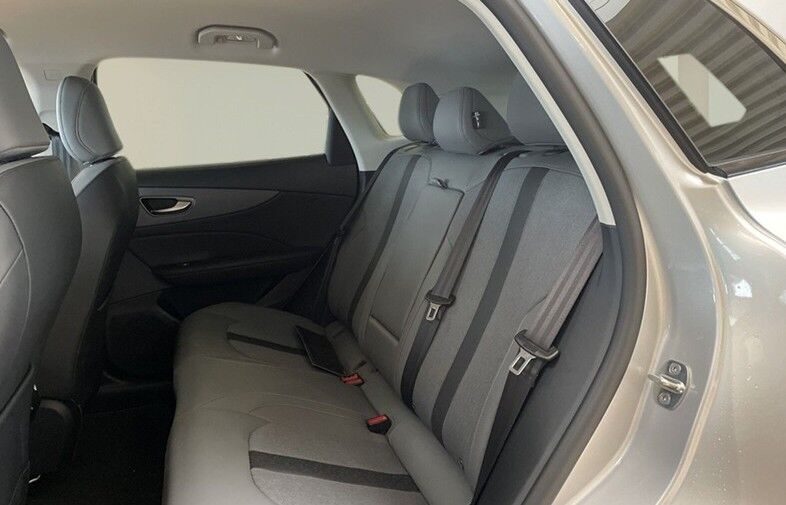 MG MGS5 64 Luxury 5d