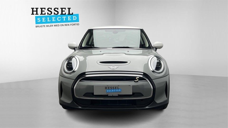 MINI Cooper SE Essential 3d