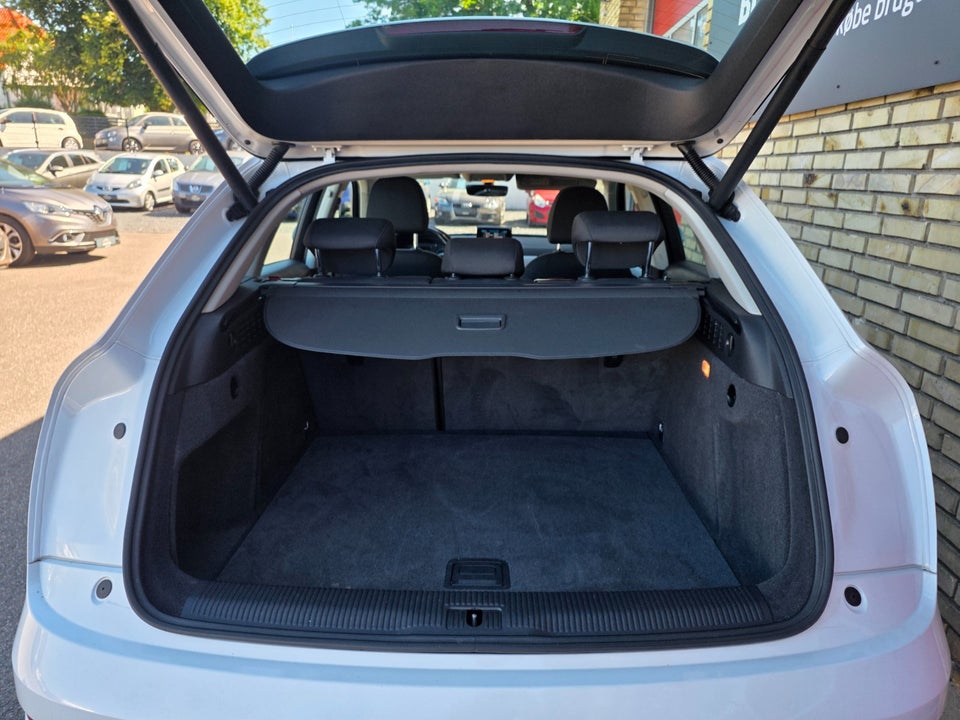 Audi Q3 2,0 TDi 150 Limited Edition 5d
