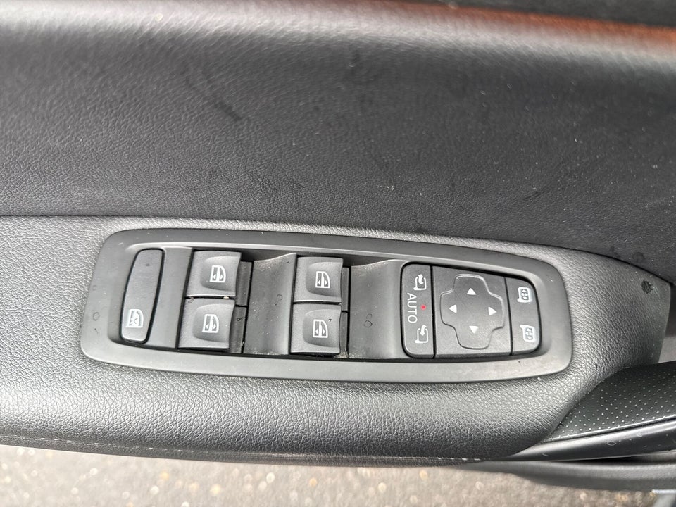 Renault Megane IV 1,2 TCe 130 Bose Edition Sport Tourer EDC 5d