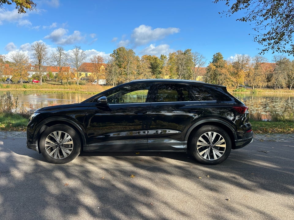 Audi Q4 e-tron 40 Advanced 5d