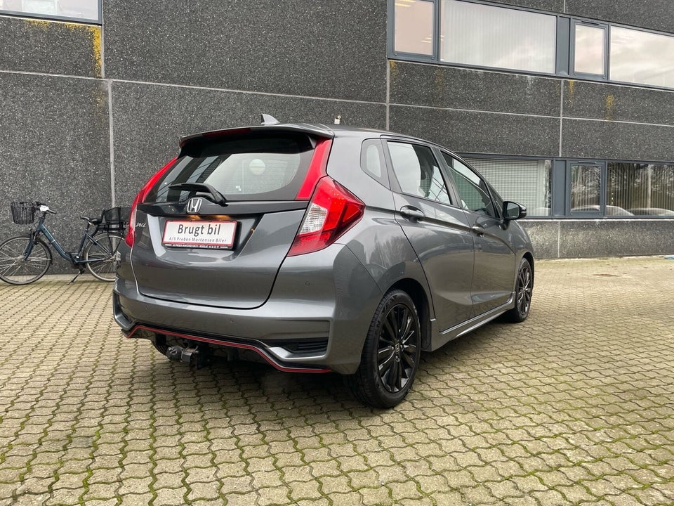 Honda Jazz 1,5 i-VTEC Dynamic 5d