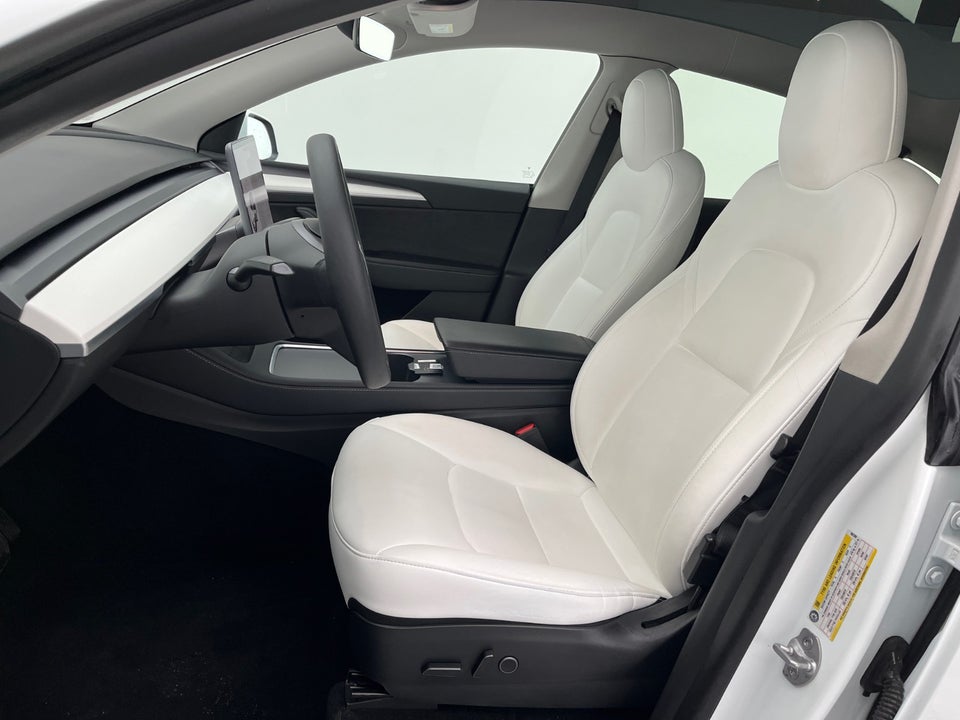 Tesla Model Y Long Range AWD 5d