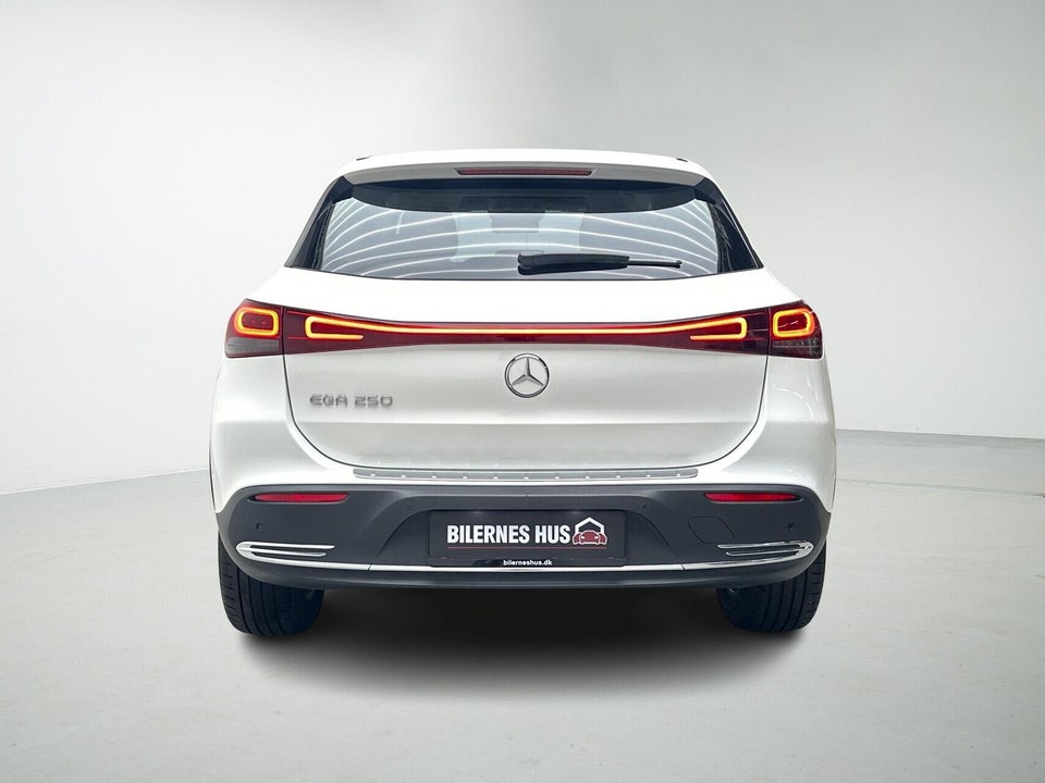 Mercedes EQA250 Progressive 5d