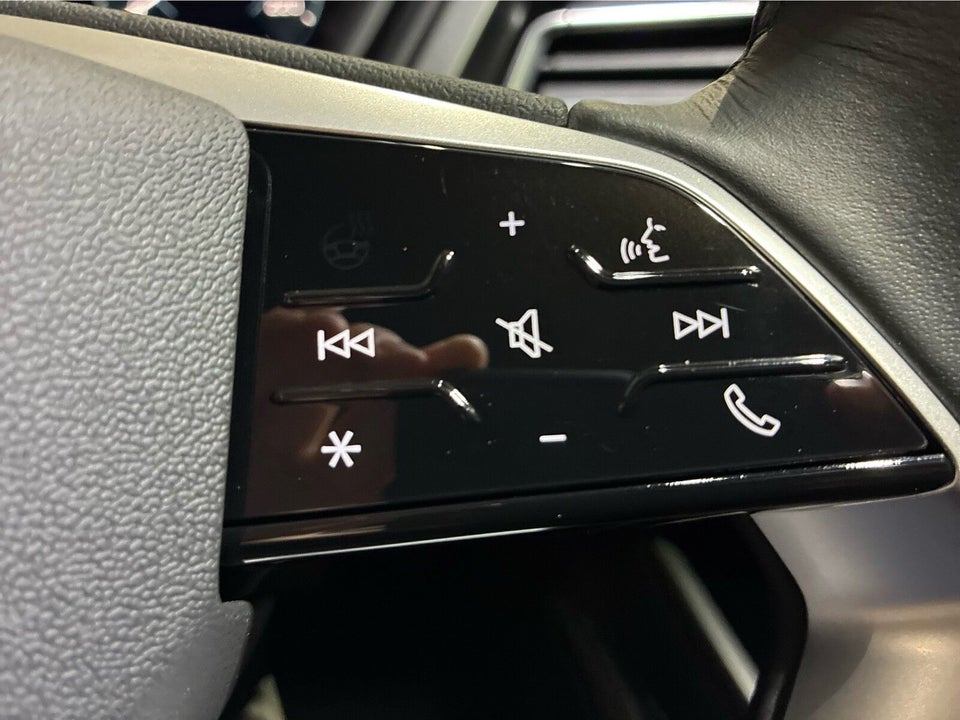 Audi Q4 e-tron 40 Attitude 5d