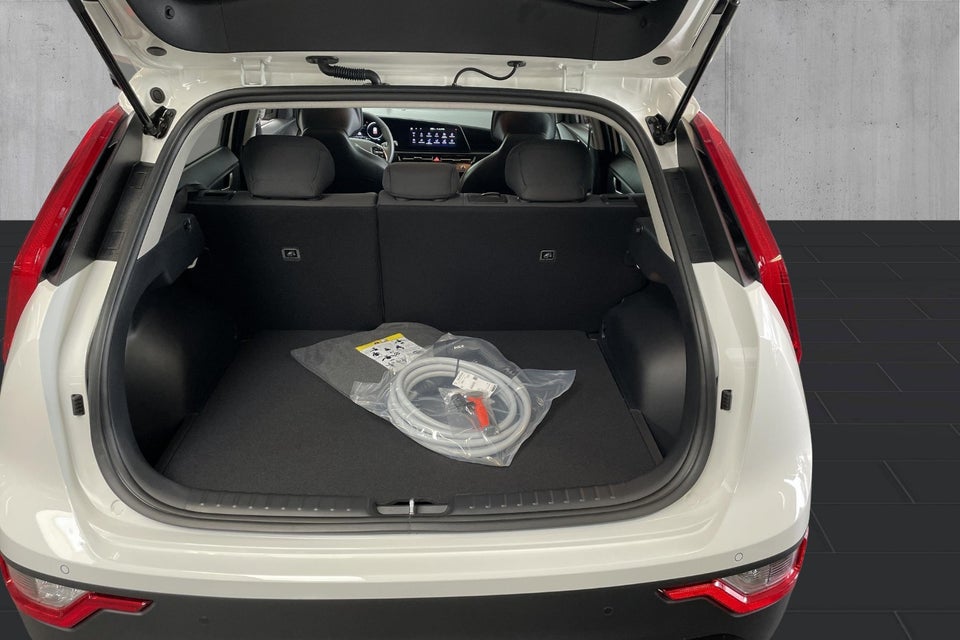 Kia Niro 64 EV Final Edition 5d