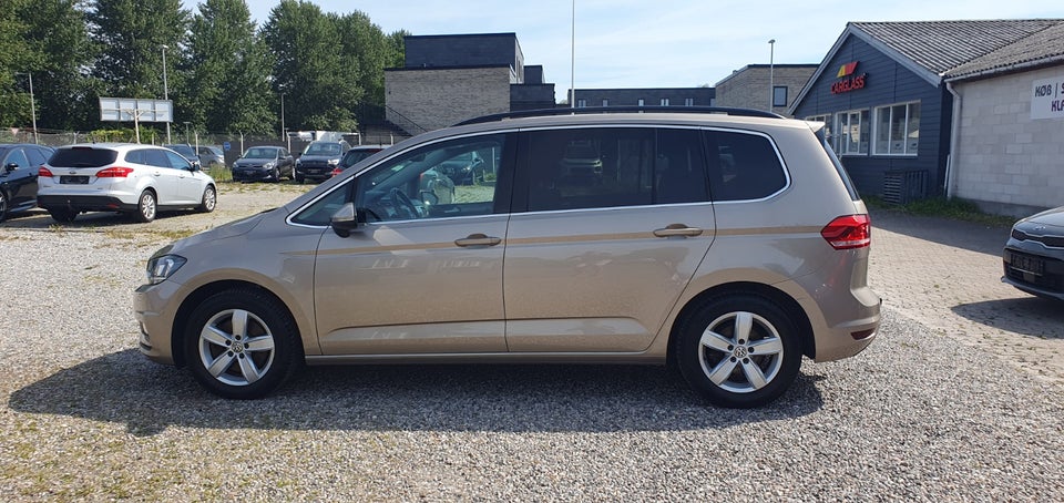 VW Touran 1,6 TDi 115 Comfortline DSG 7prs 5d
