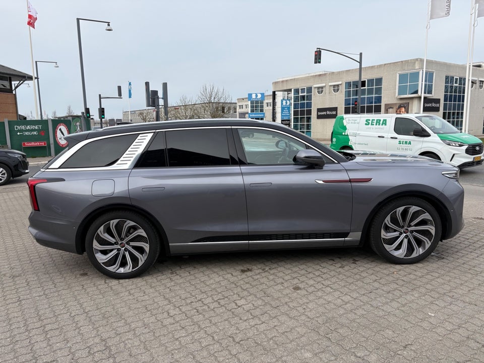 Hongqi E-HS9 120 Exclusive+ 5d