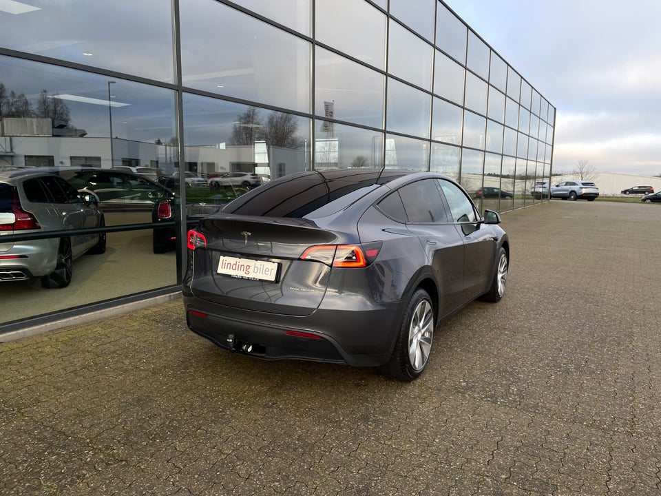 Tesla Model Y Long Range AWD 5d