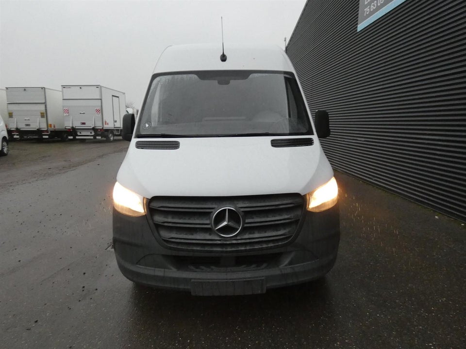 Mercedes Sprinter 316 2,2 CDi A2 Kassevogn RWD