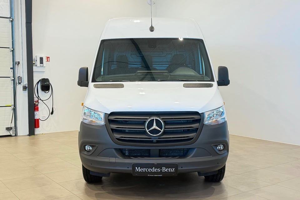 Mercedes Sprinter 317 2,0 CDi A2 Kassevogn aut. RWD