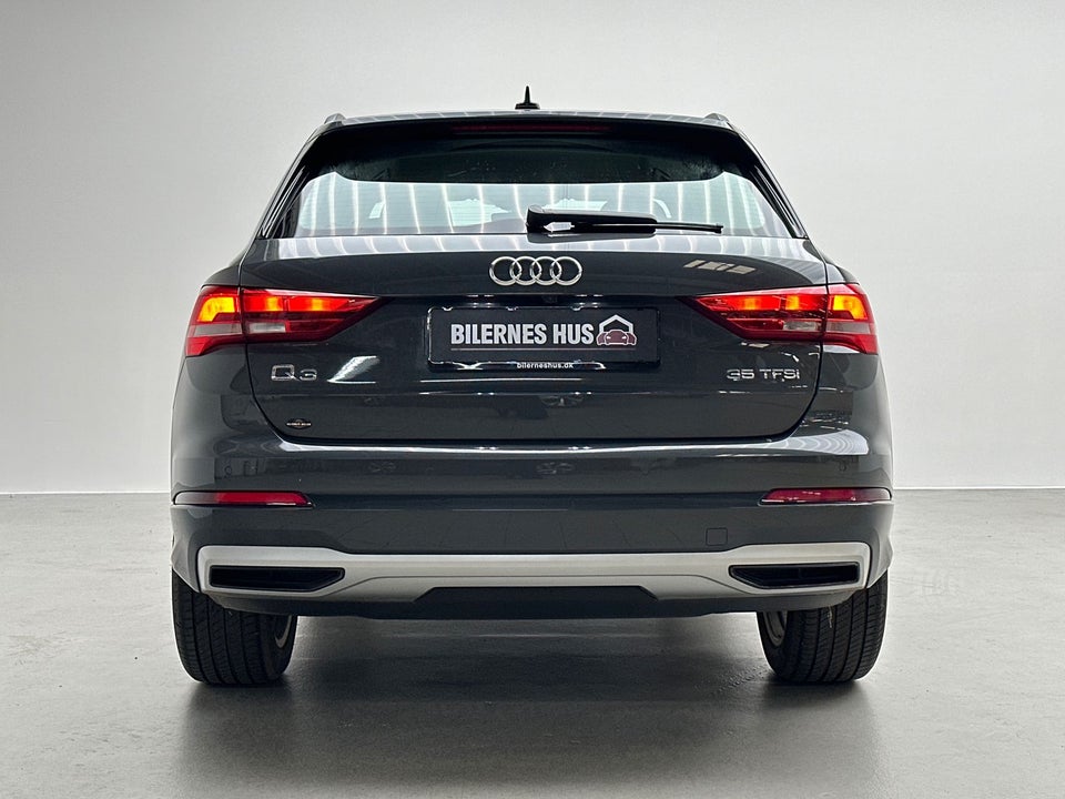 Audi Q3 35 TFSi Advanced Prestige S-tr. 5d