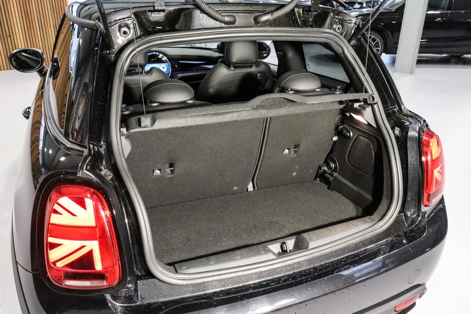 MINI Cooper SE Maximise 3d