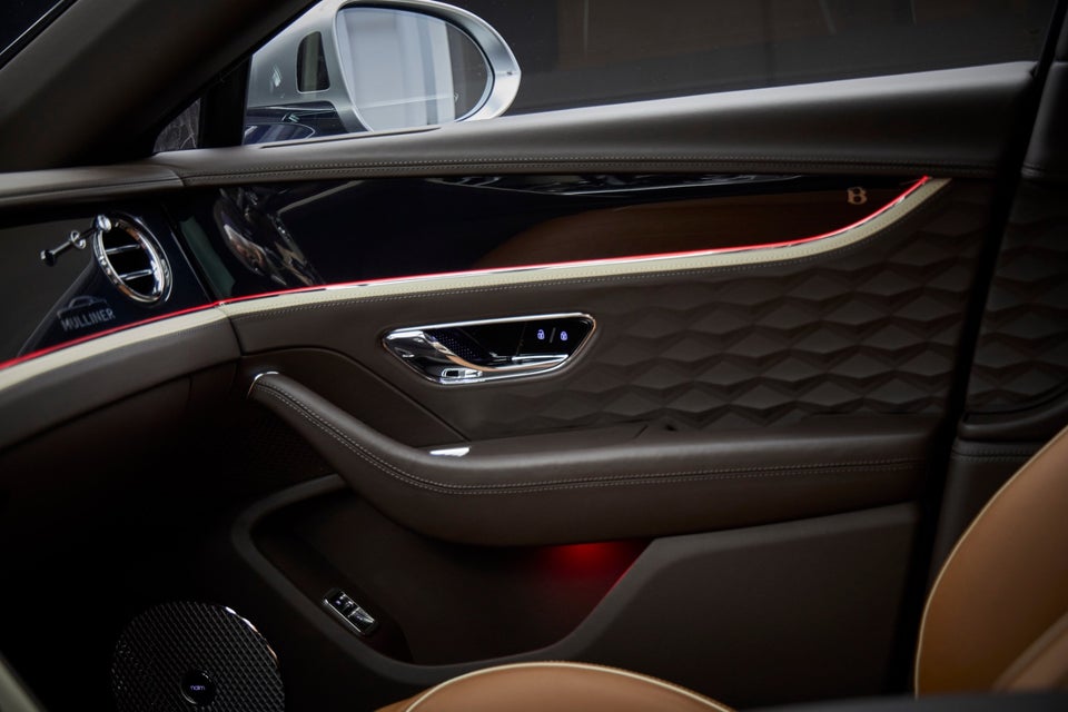 Bentley Flying Spur 4,0 V8 Hybrid Mulliner aut. 4d