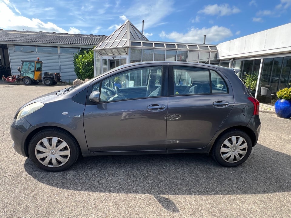Toyota Yaris 1,4 D-4D Sol 5d