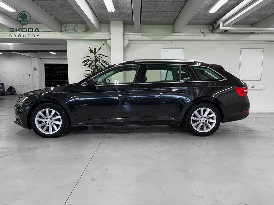 Skoda Superb 1,4 TSi iV Plus Combi DSG 5d