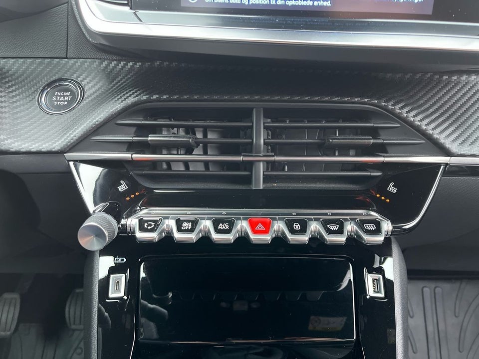 Peugeot 2008 1,2 PureTech 130 Allure Pack 5d