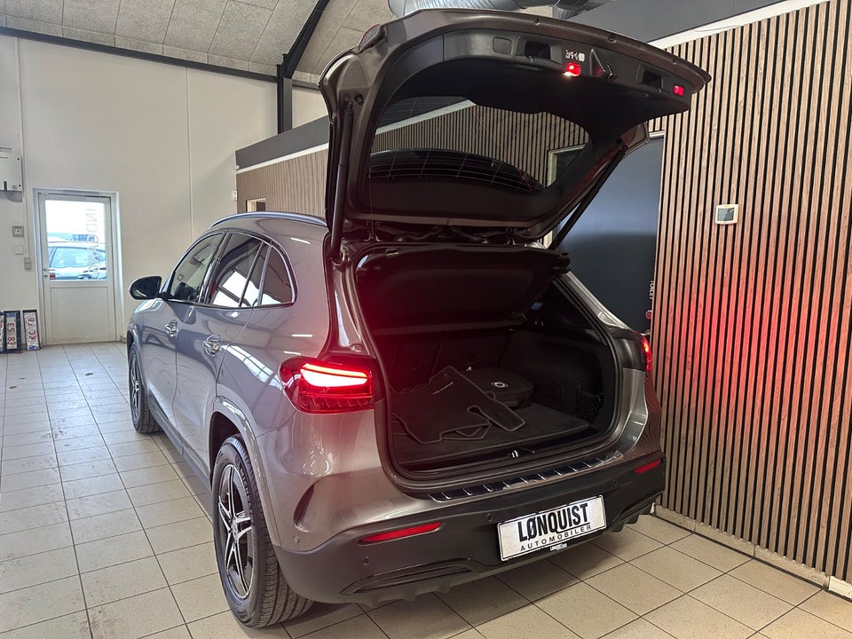 Mercedes EQA250+ AMG Line Advance Plus 5d