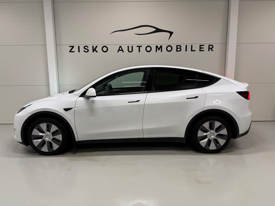Tesla Model Y Long Range AWD 5d