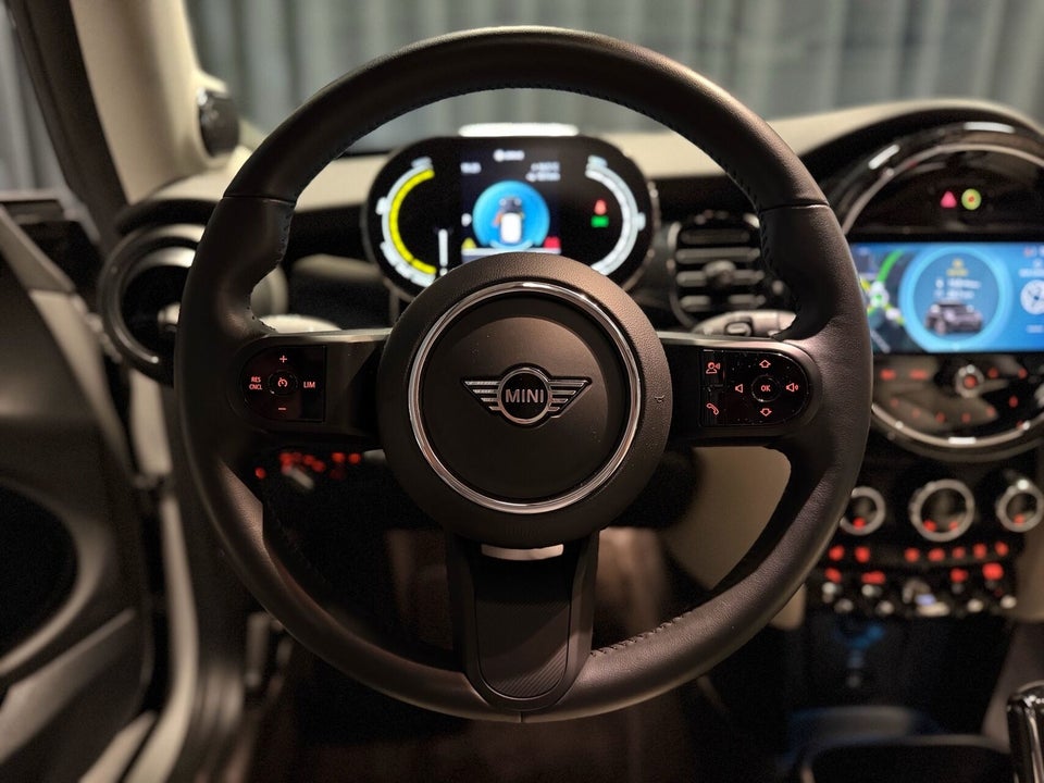 MINI Cooper SE Yours Trim 3d