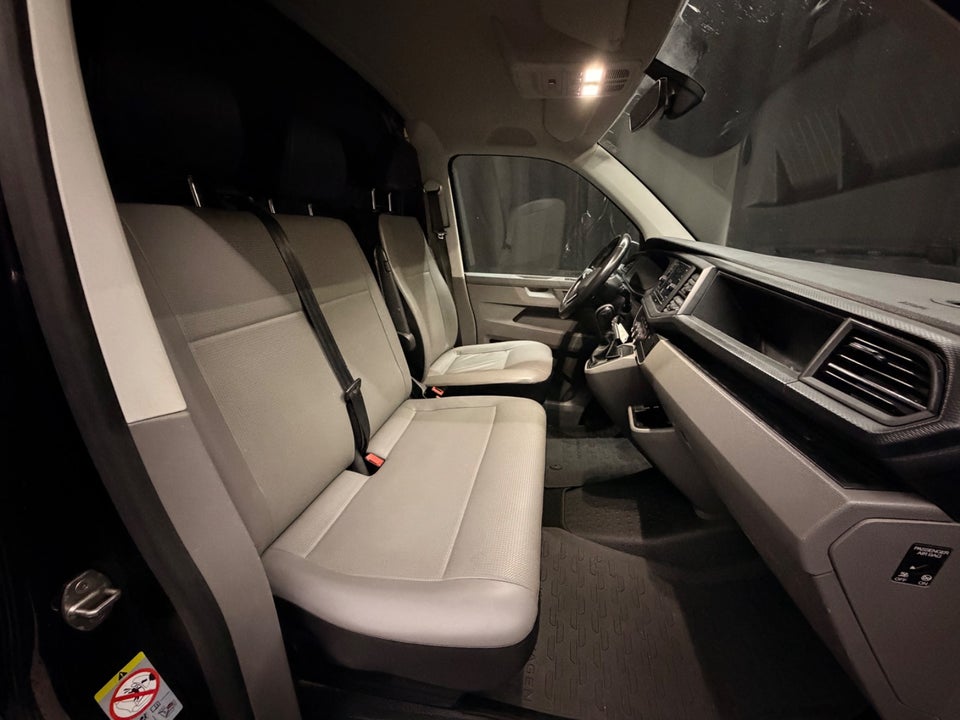 VW Transporter 2,0 TDi 150 Kassevogn DSG lang